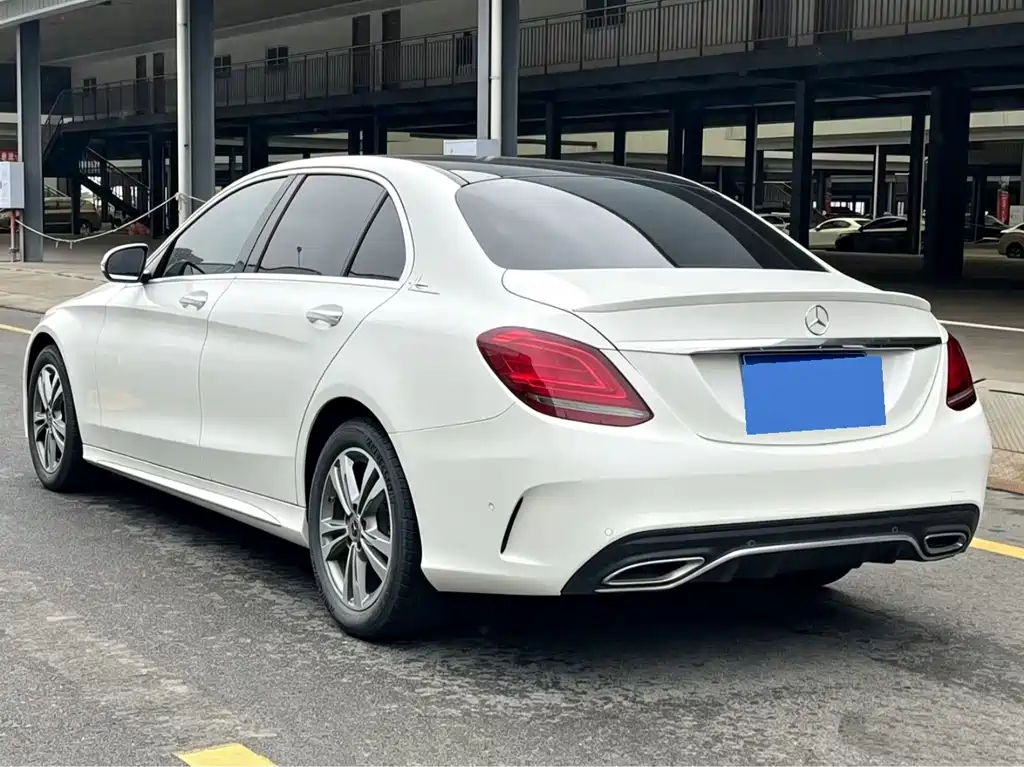 Mercedes-Benz C-Class 2021