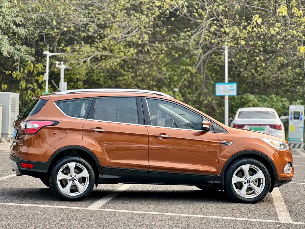 Ford Kuga 2018 — фото 5