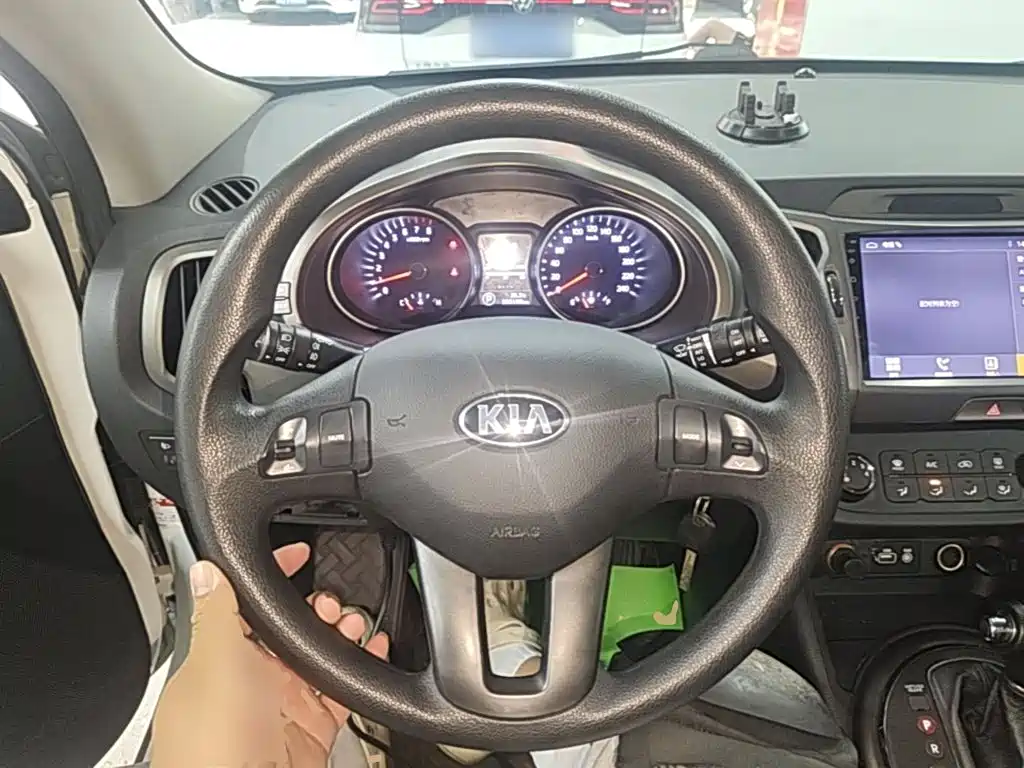 Kia Sportage 2017 — фото 11