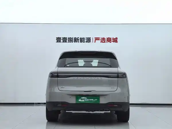 Leapmotor B10 2025