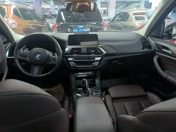 BMW X3 2021