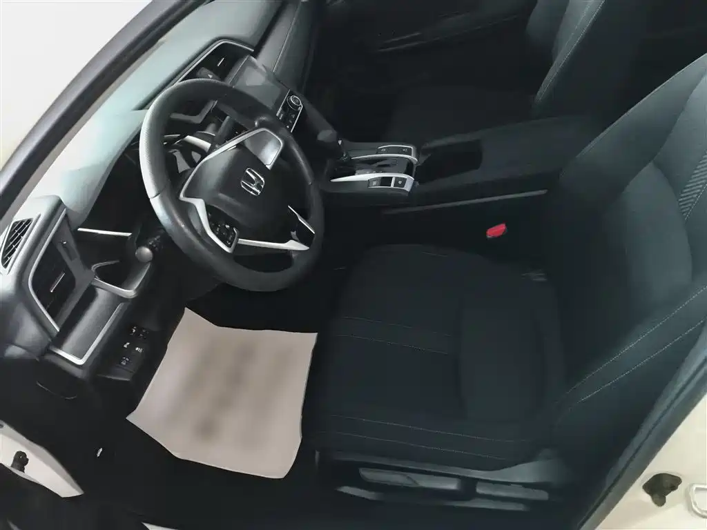 Honda Civic 2016 — фото 15