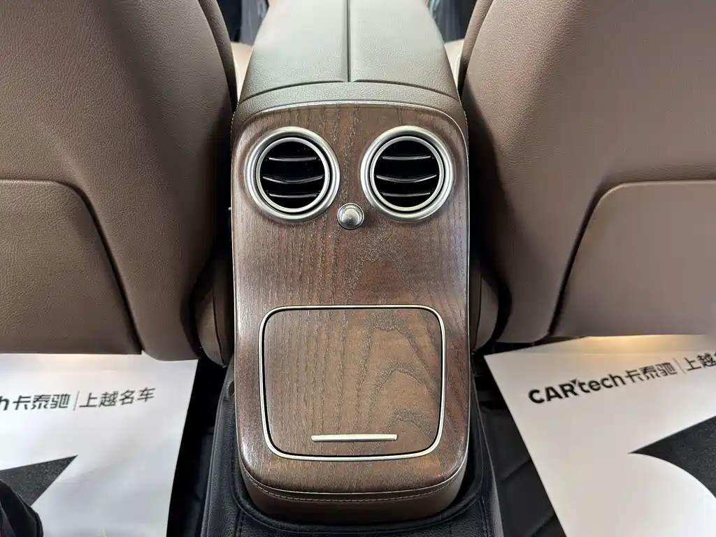 Mercedes-Benz E-Class 2021 — фото 10
