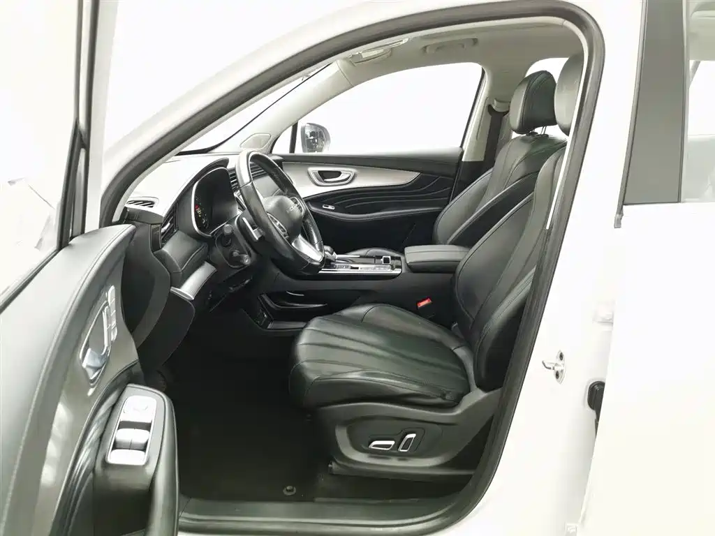 Roewe RX5 MAX 2020 — фото 10