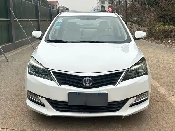 Changan Yuexiang V7 2016
