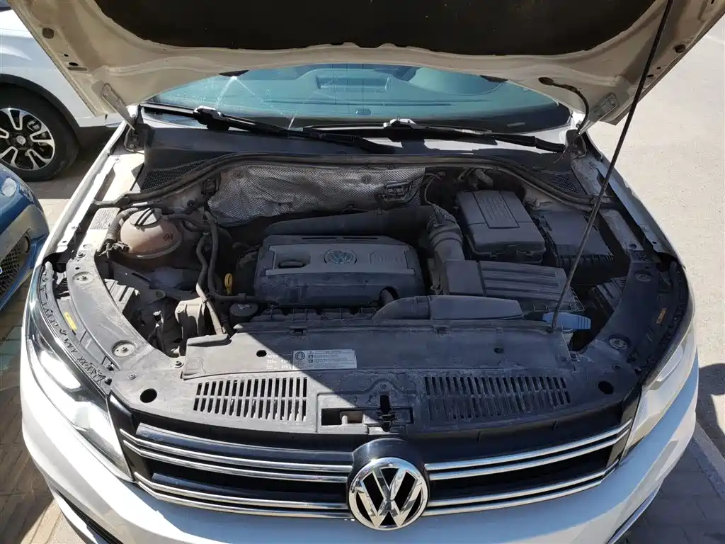 Volkswagen Tiguan 2015 — фото 20