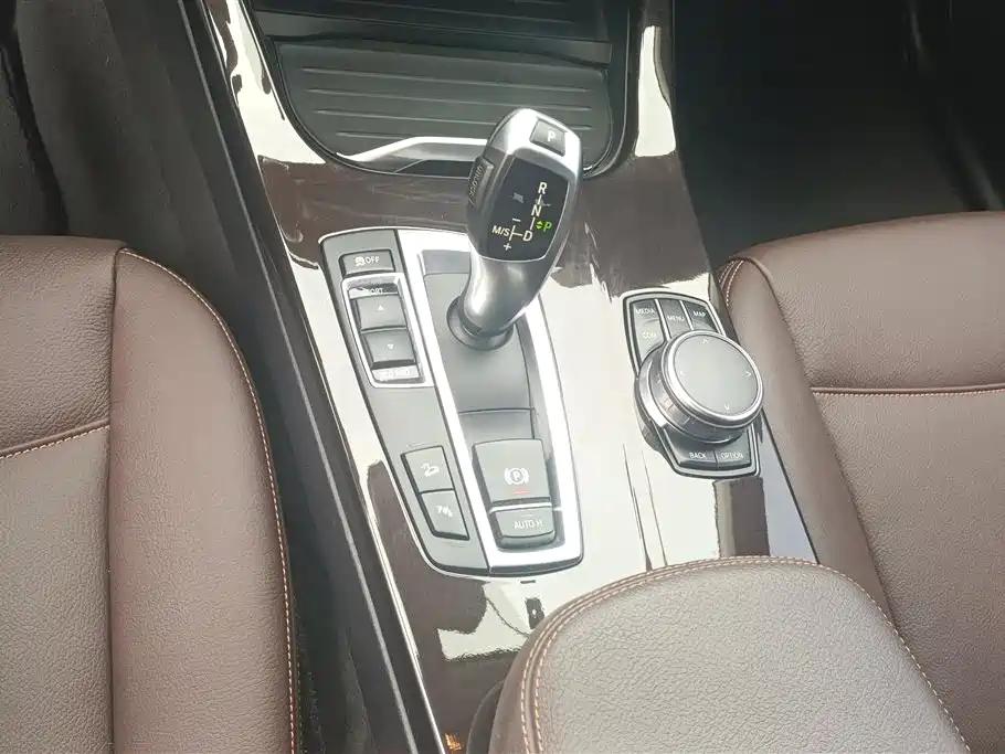 BMW X3 2016 — фото 16