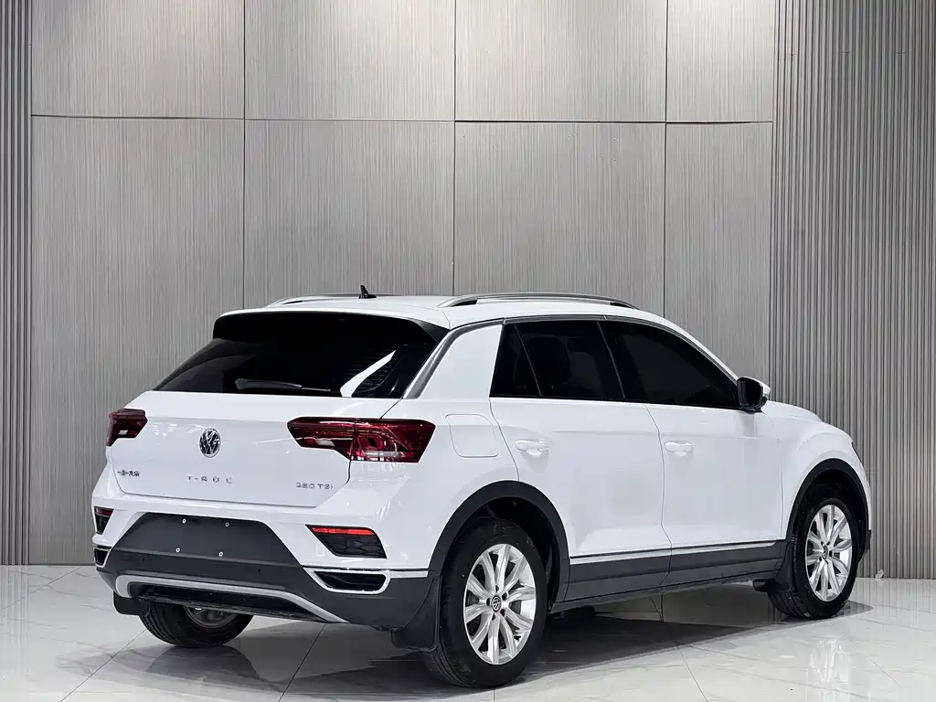 Volkswagen T-Roc 2021 — фото 11