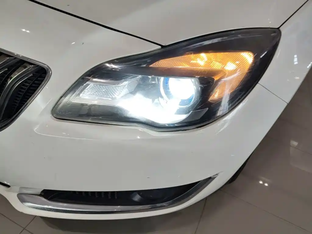 Buick Regal 2015 — фото 24