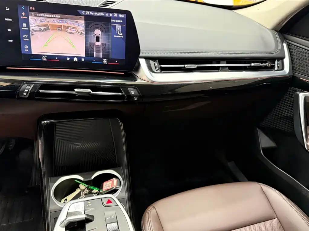 BMW X1 2024 — фото 12