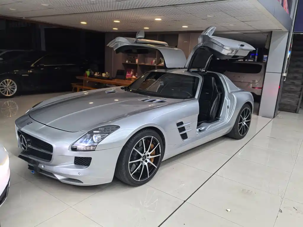 Mercedes-Benz SLS AMG 2013