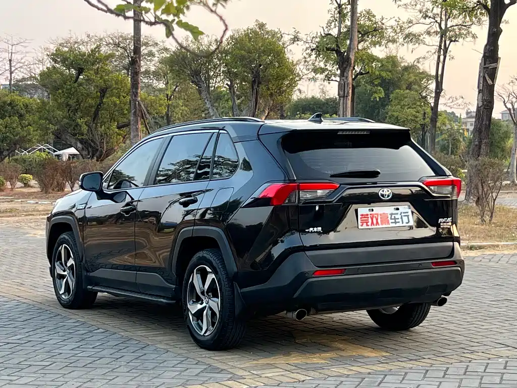 Toyota RAV4 Prime 2022 — фото 5