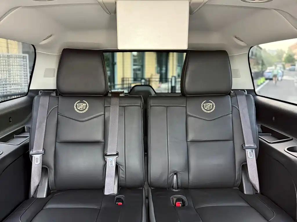Cadillac Escalade 2014 — фото 12