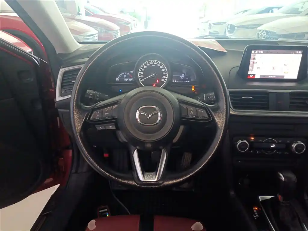 Mazda 3 Axela 2018 — фото 11