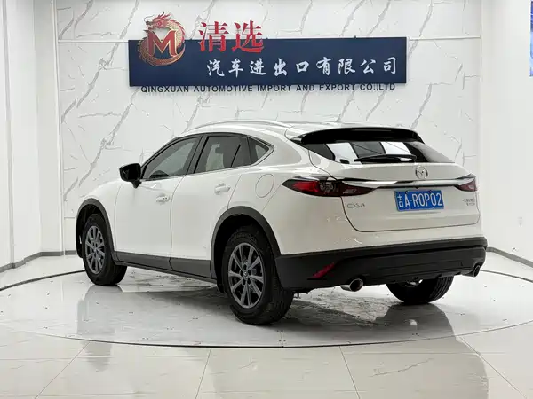 Mazda CX-4 2023
