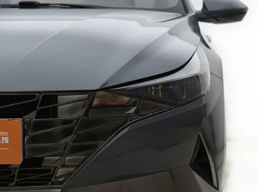 Hyundai Elantra 2023