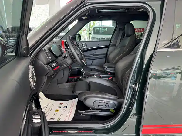 MINI JCW COUNTRYMAN 2022