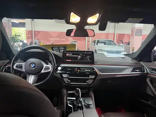 BMW 5 Series 2021