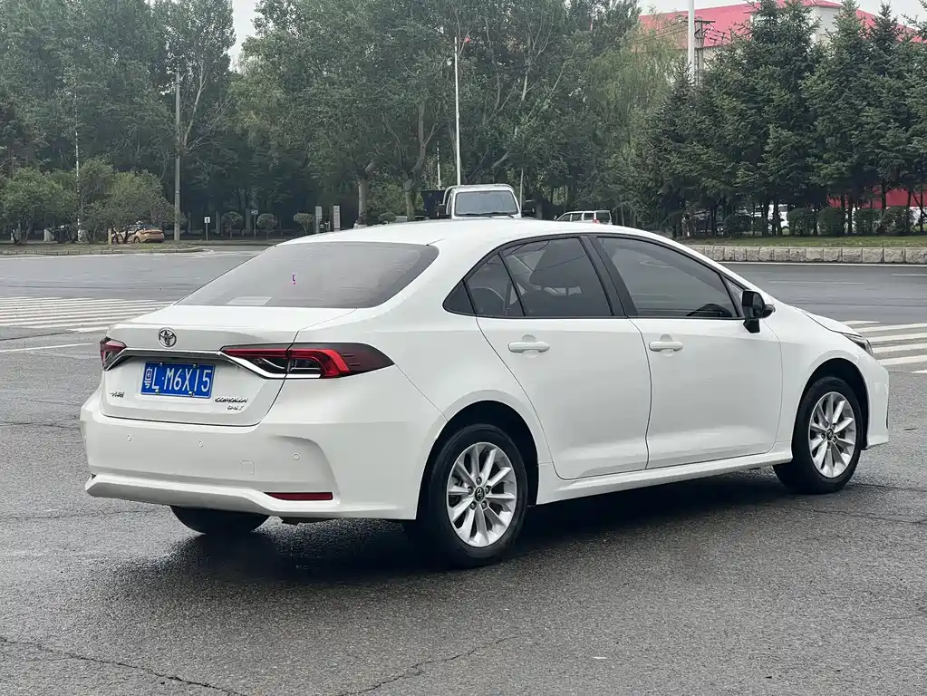Toyota Corolla 2022 — фото 12