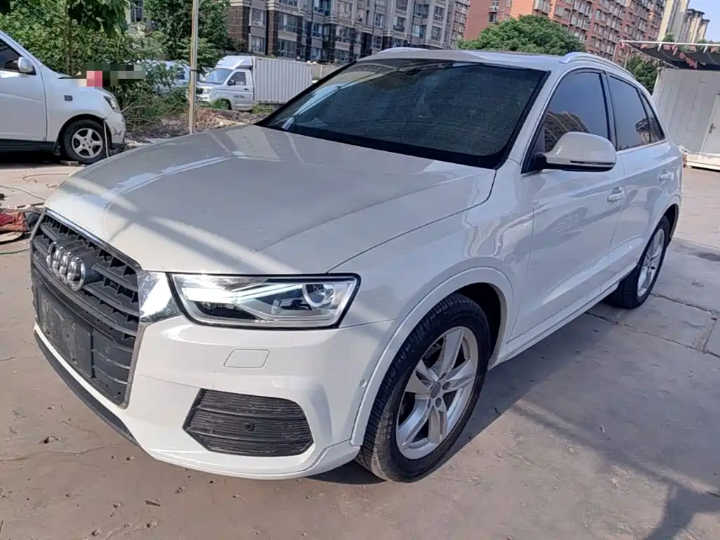 Audi Q3 2016 — фото 1
