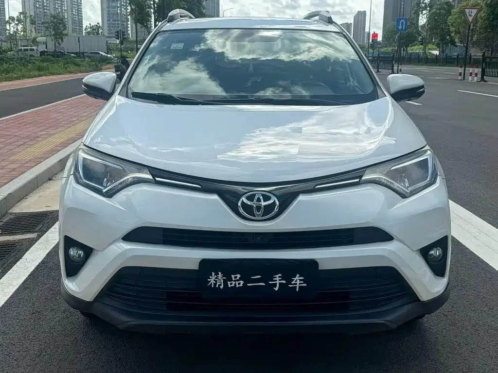 Toyota RAV4 2016