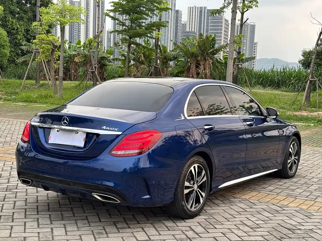 Mercedes-Benz C-Class 2017