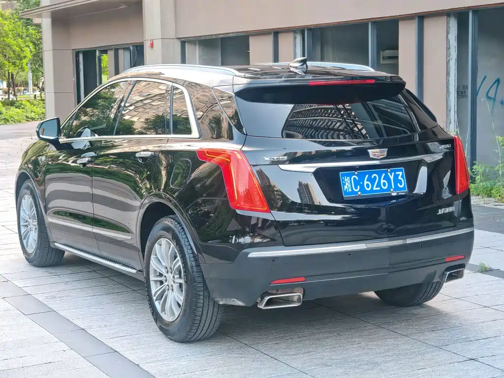 Cadillac XT5 2018 — фото 7