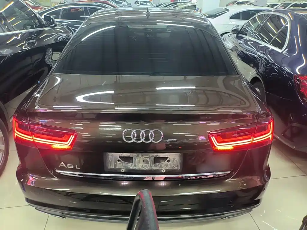 Audi A6L 2018 — фото 6
