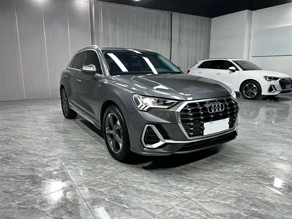 Audi Q3 2022 — фото 3