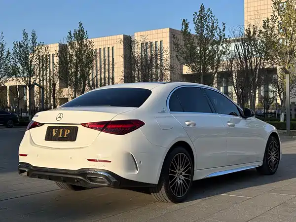 Mercedes-Benz C-Class 2023