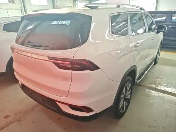 Geely Haoyue 2021