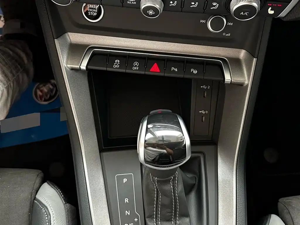 Audi Q3 2022 — фото 12