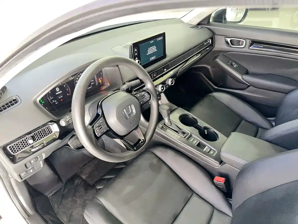 Honda Civic 2024 — фото 14