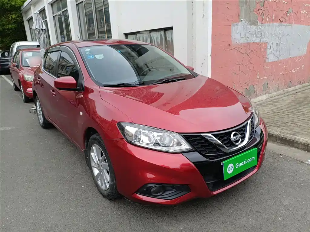Nissan Tiida 2017 — фото 22