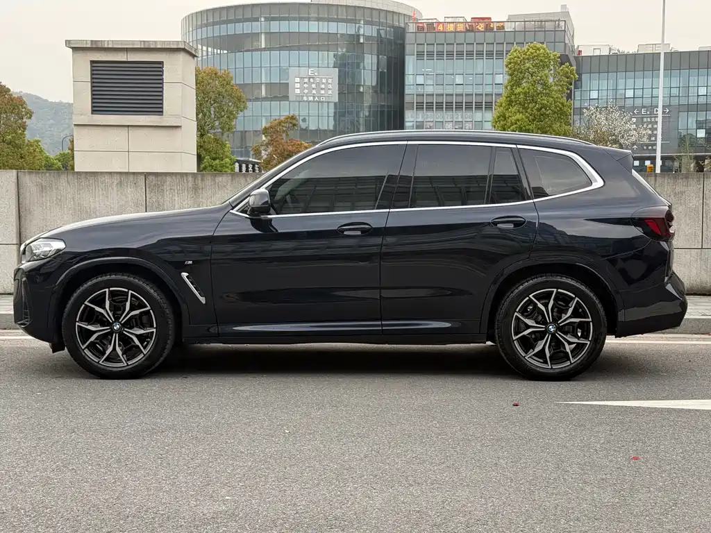 BMW X3 2023 — фото 4