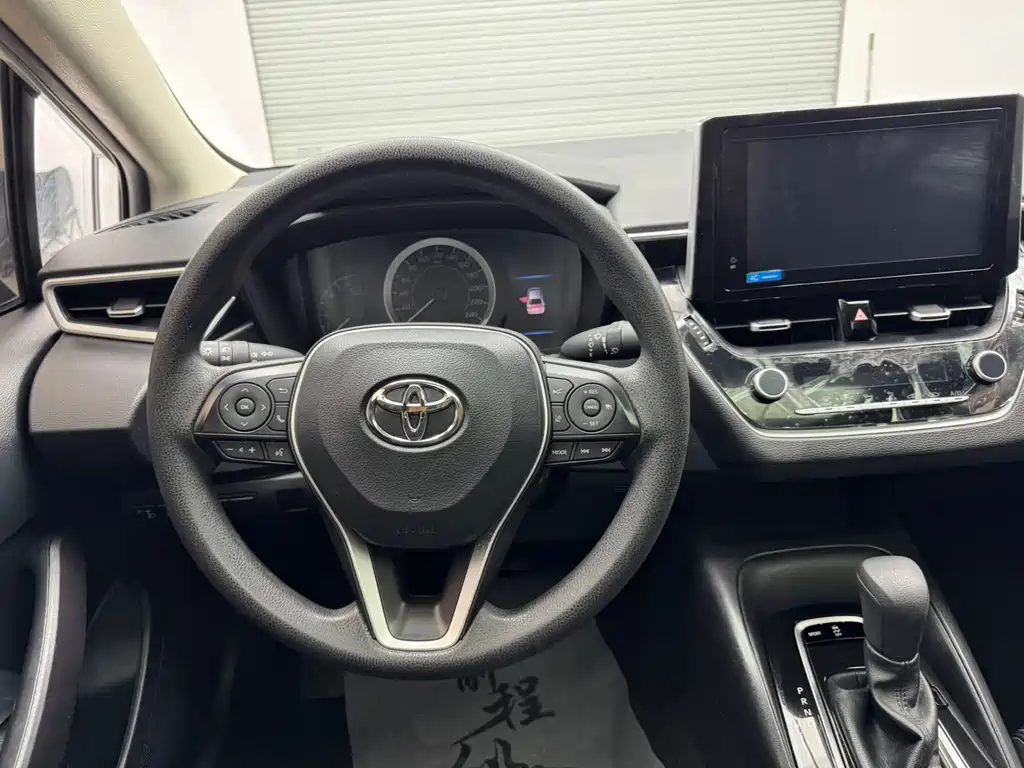 Toyota Corolla 2021 — фото 13