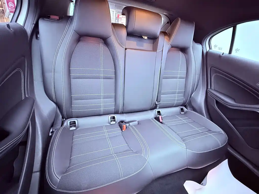 Mercedes-Benz A-Class 2014 — фото 18