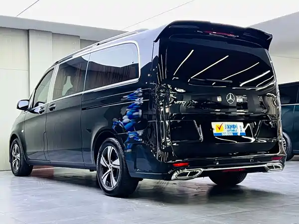 Mercedes-Benz Vito 2025
