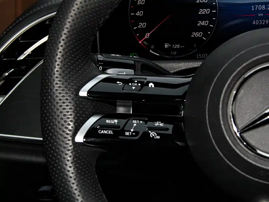 Mercedes-Benz E-Class 2024 — фото 27
