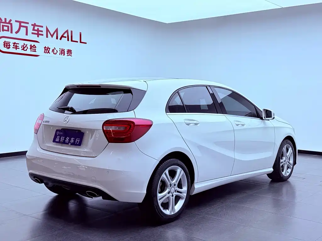 Mercedes-Benz A-Class 2014