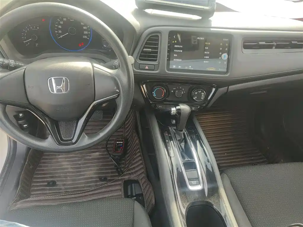 Honda Vezel 2021 — фото 10