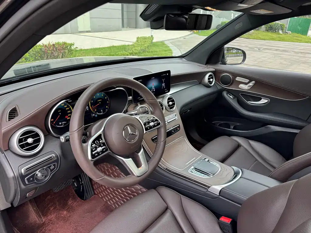 Mercedes-Benz GLC 2023 — фото 14