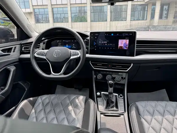 Volkswagen Sagitar 2023