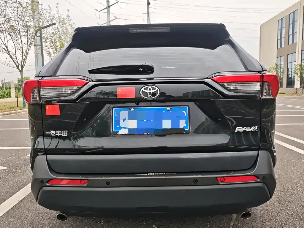 Toyota RAV4 2023