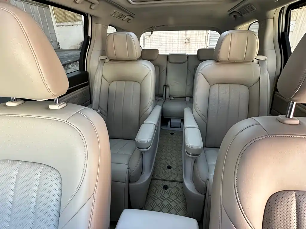 GAC Motor Trumpchi M8 2019 — фото 10
