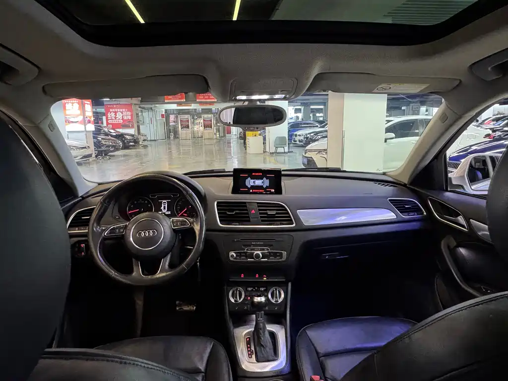 Audi Q3 2015 — фото 18