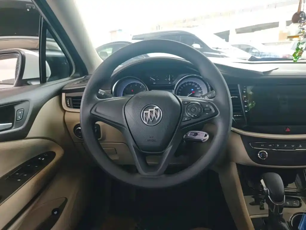Buick Verano 2017 — фото 11