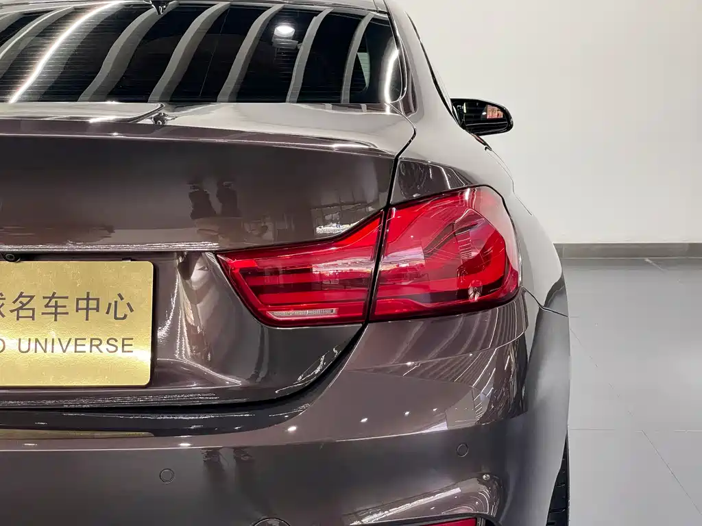 BMW M4 2018 — фото 22