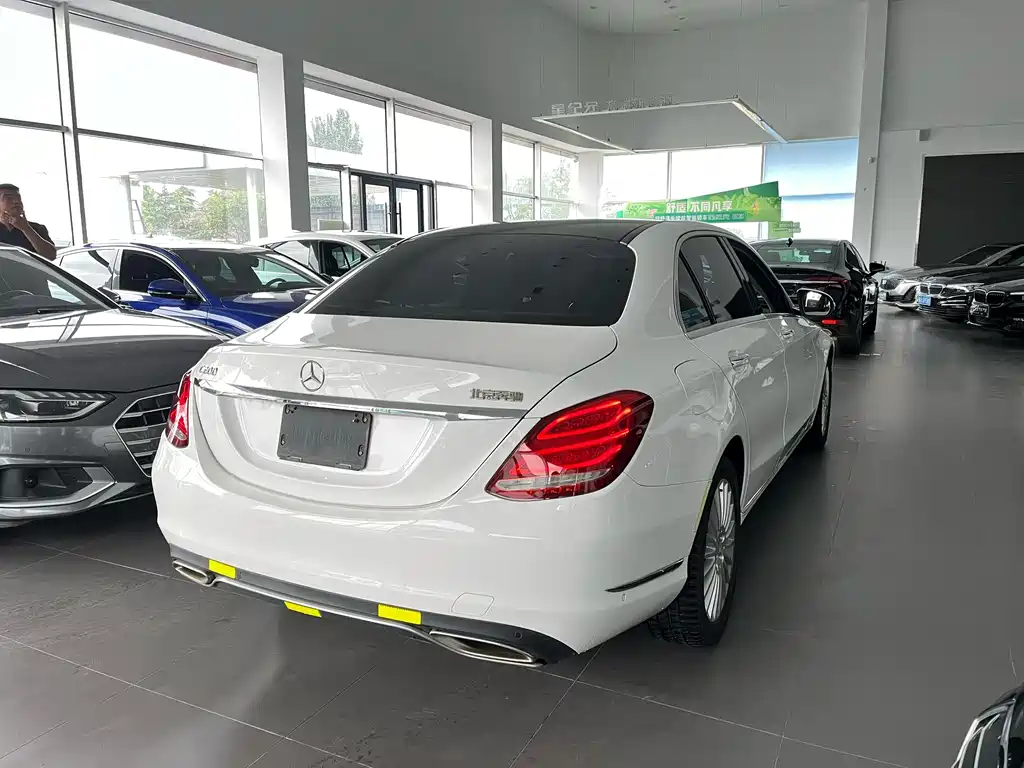 Mercedes-Benz C-Class 2015