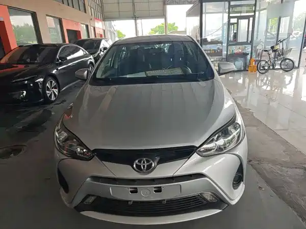 Toyota Yaris L 2017